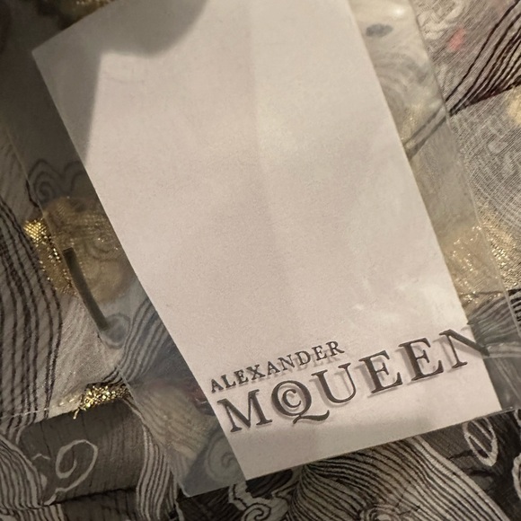 NWT Alexander McQueen Black with Gold Metallic Blouse - Picture 5 of 8